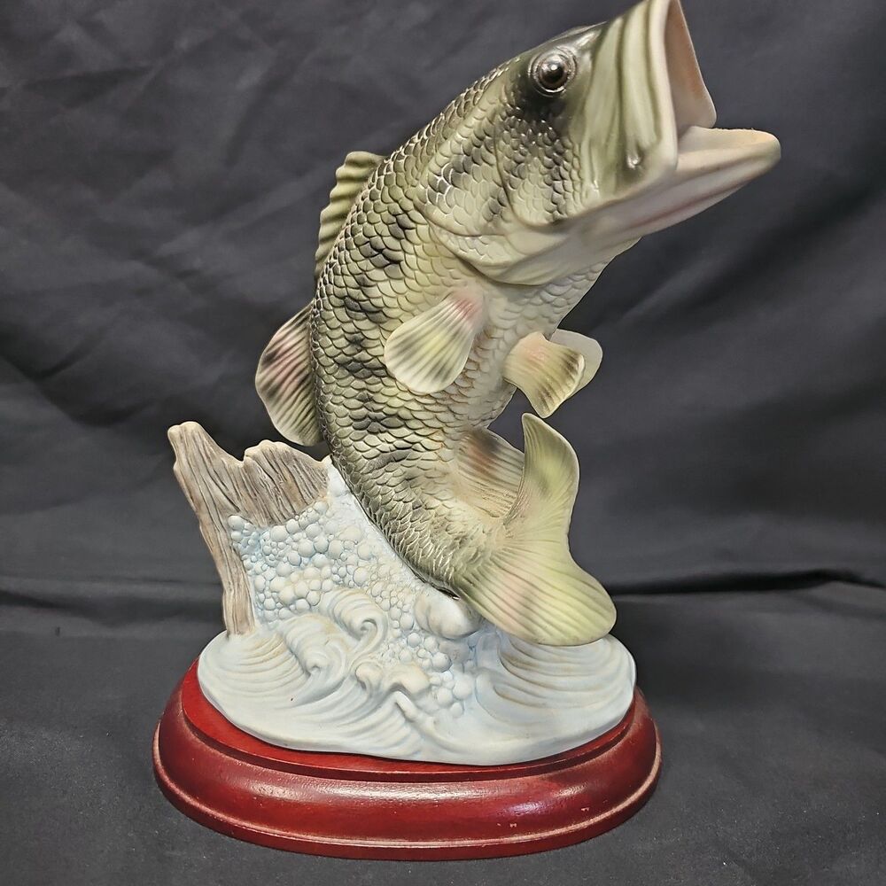 Homco Masterpiece Porcelain Large Mouth Bass Fish Figurine W/ Base Vintage 1988